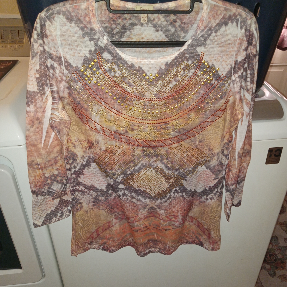 Reba Multicolor Patterned Blouse with Gold Accents